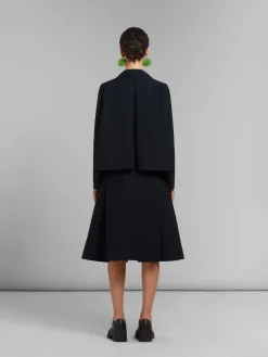 Skirts><noscript><img width=