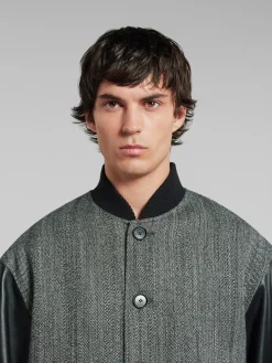 Coats & Jackets><noscript><img width=