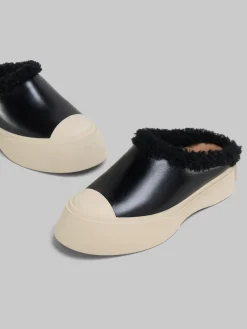 Sneakers | Pablo><noscript><img width=