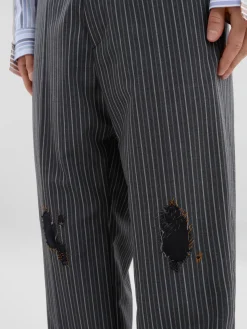 Pants><noscript><img width=