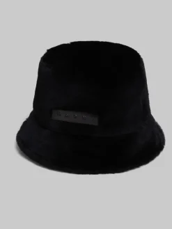 Hats><noscript><img width=