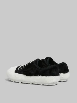 Sneakers><noscript><img width=