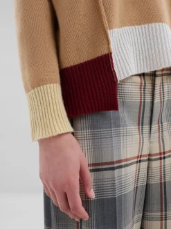 Knitwear><noscript><img width=