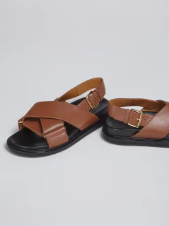 Slides & Sandals | Fussbett><noscript><img width=