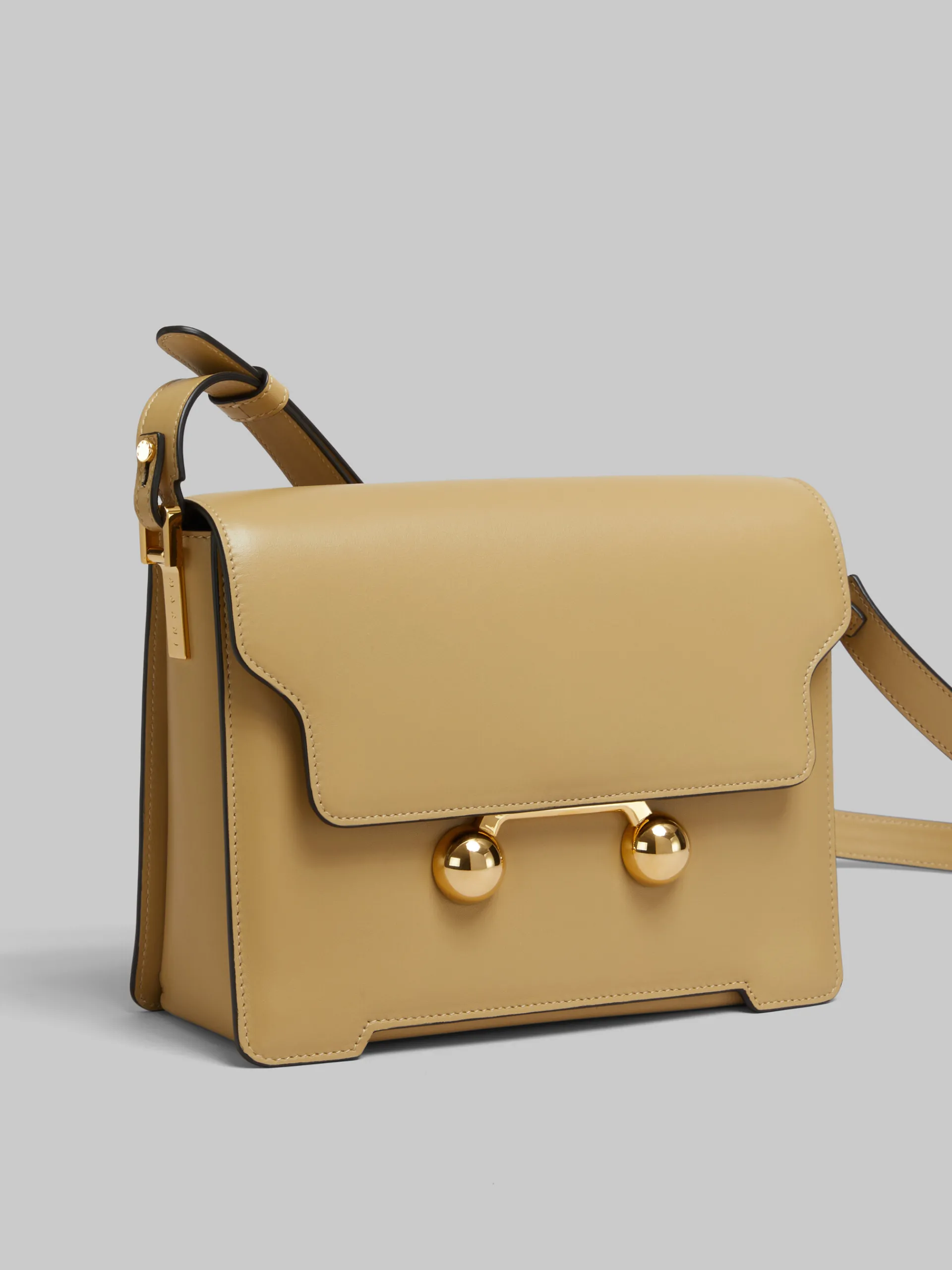 Trunkaroo Bag | Crossbody Bags>Marni Camel Leather Trunkaroo Medium Shoulder Bag NOMAD/BEIGE