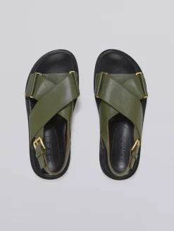 Slides & Sandals | Fussbett><noscript><img width=
