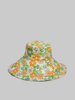 Hats><noscript><img width=