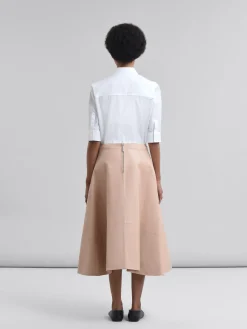 Skirts><noscript><img width=