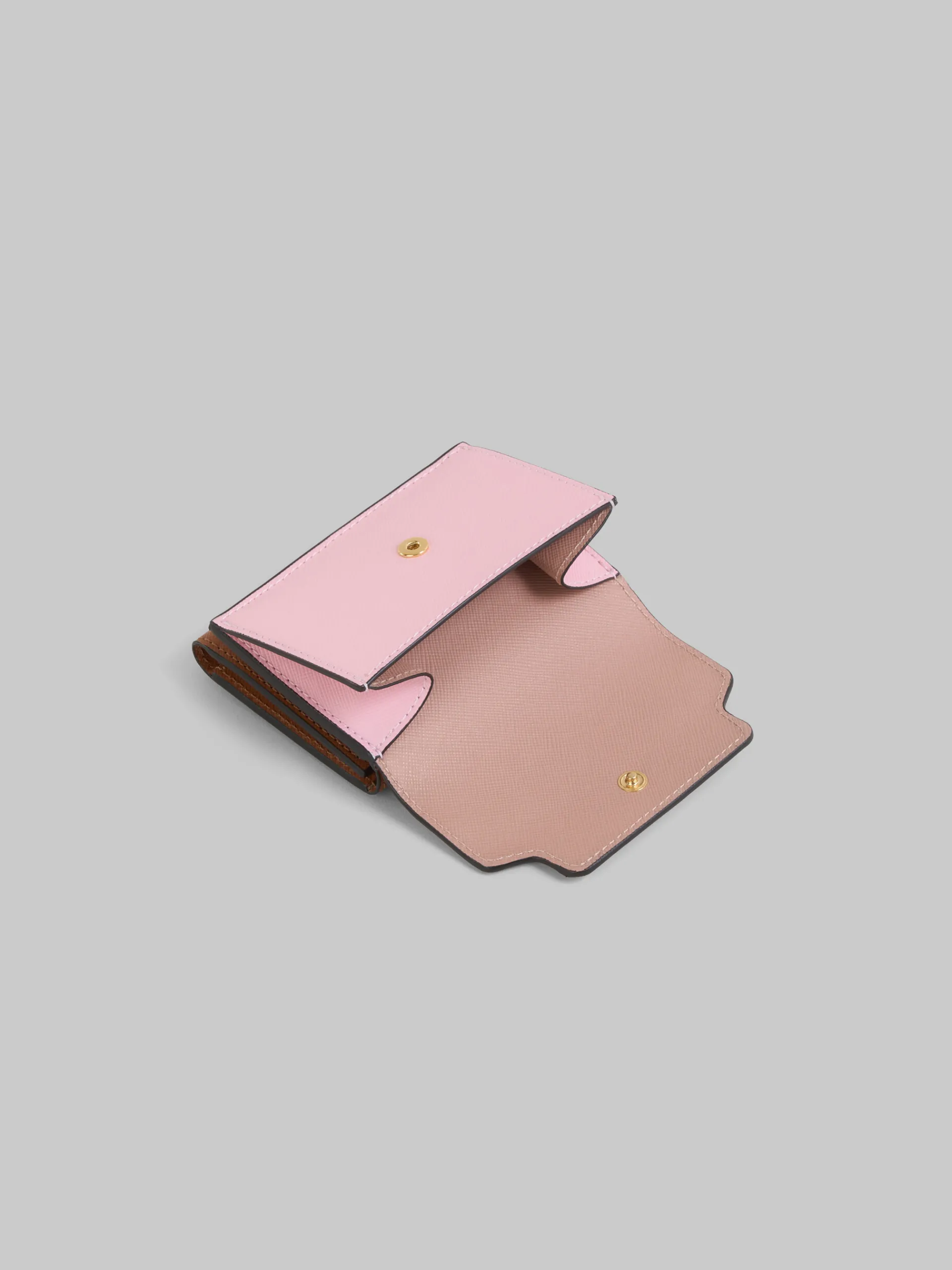 Wallets & Small Leather Goods>Marni Trifold Wallet In Antique Pink, Pink And Brown Saffiano Leather ARABESQUE/TALC/BLUMARINE