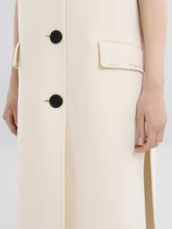 Coats & Jackets><noscript><img width=