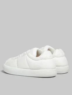 Sneakers><noscript><img width=