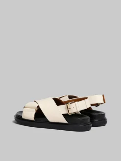 Slides & Sandals | Fussbett><noscript><img width=